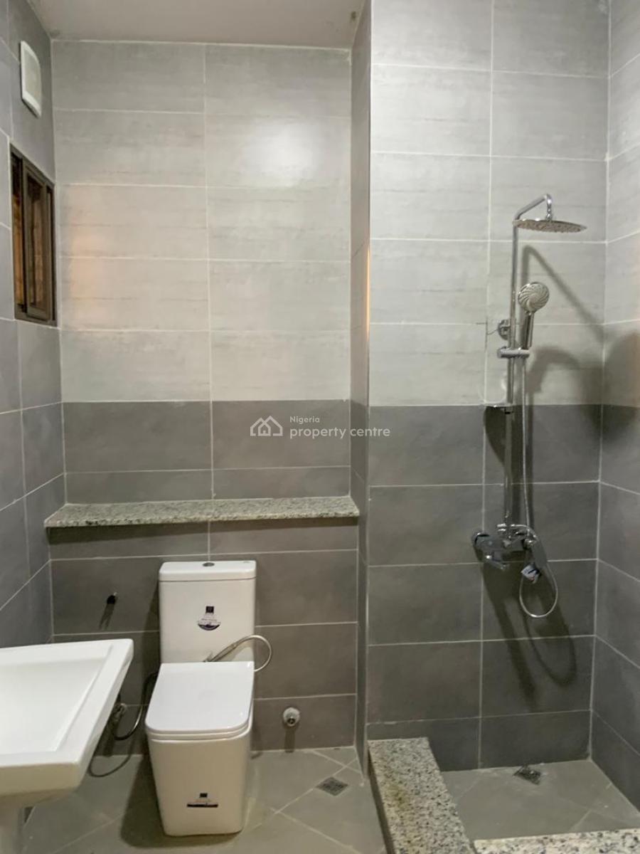 Luxury and Clean 3 Bedroom Apartment with Bq, Guzape District, Abuja, Flat / Apartment for Rent
