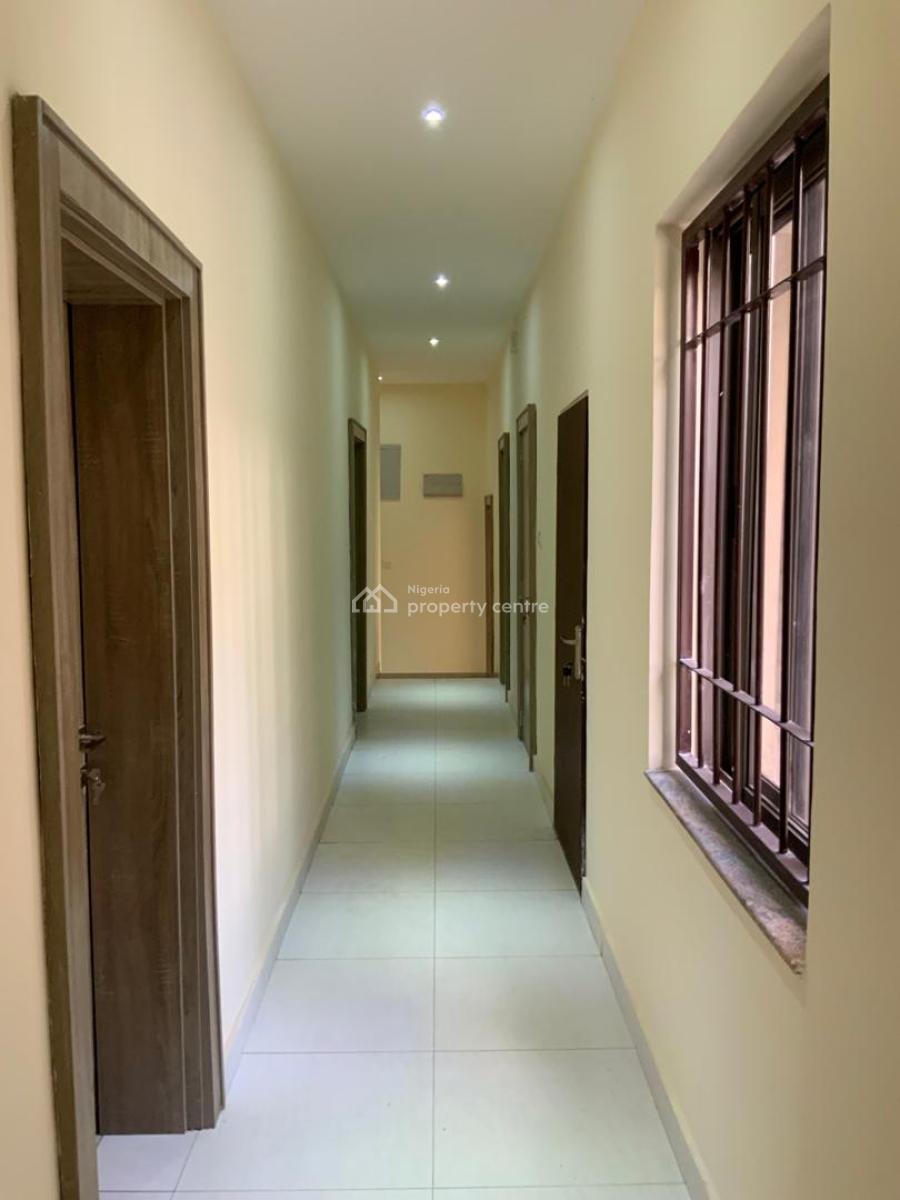 Luxury and Clean 3 Bedroom Apartment with Bq, Guzape District, Abuja, Flat / Apartment for Rent