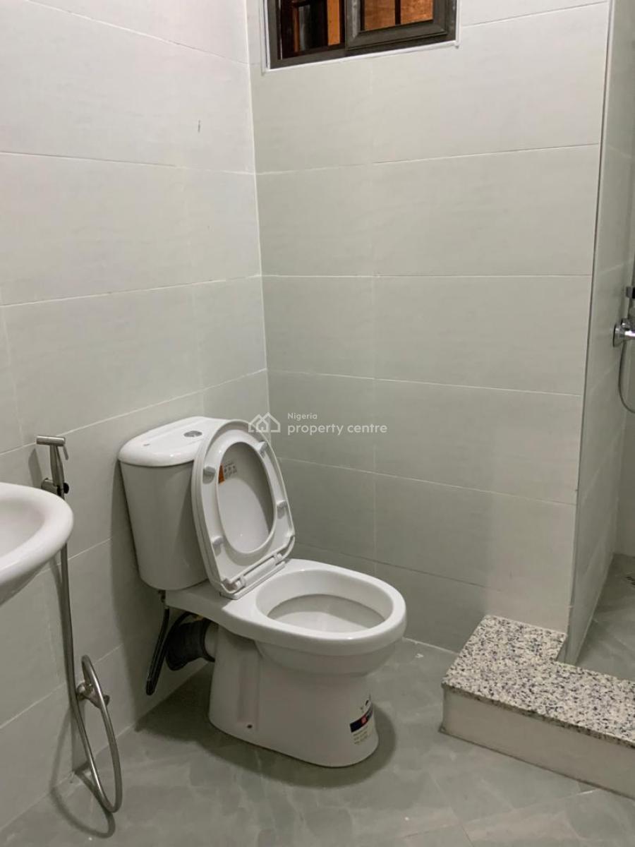 Luxury and Clean 3 Bedroom Apartment with Bq, Guzape District, Abuja, Flat / Apartment for Rent