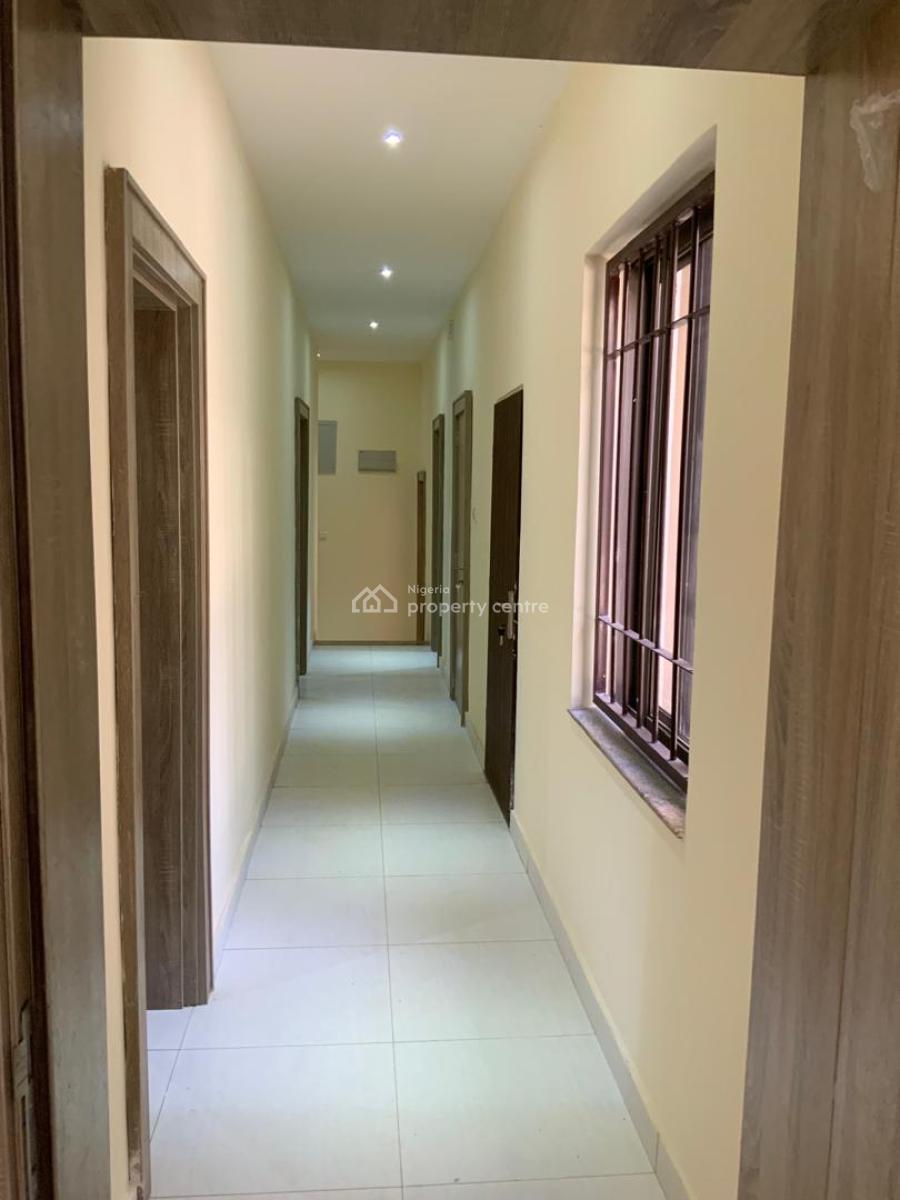 Luxury and Clean 3 Bedroom Apartment with Bq, Guzape District, Abuja, Flat / Apartment for Rent