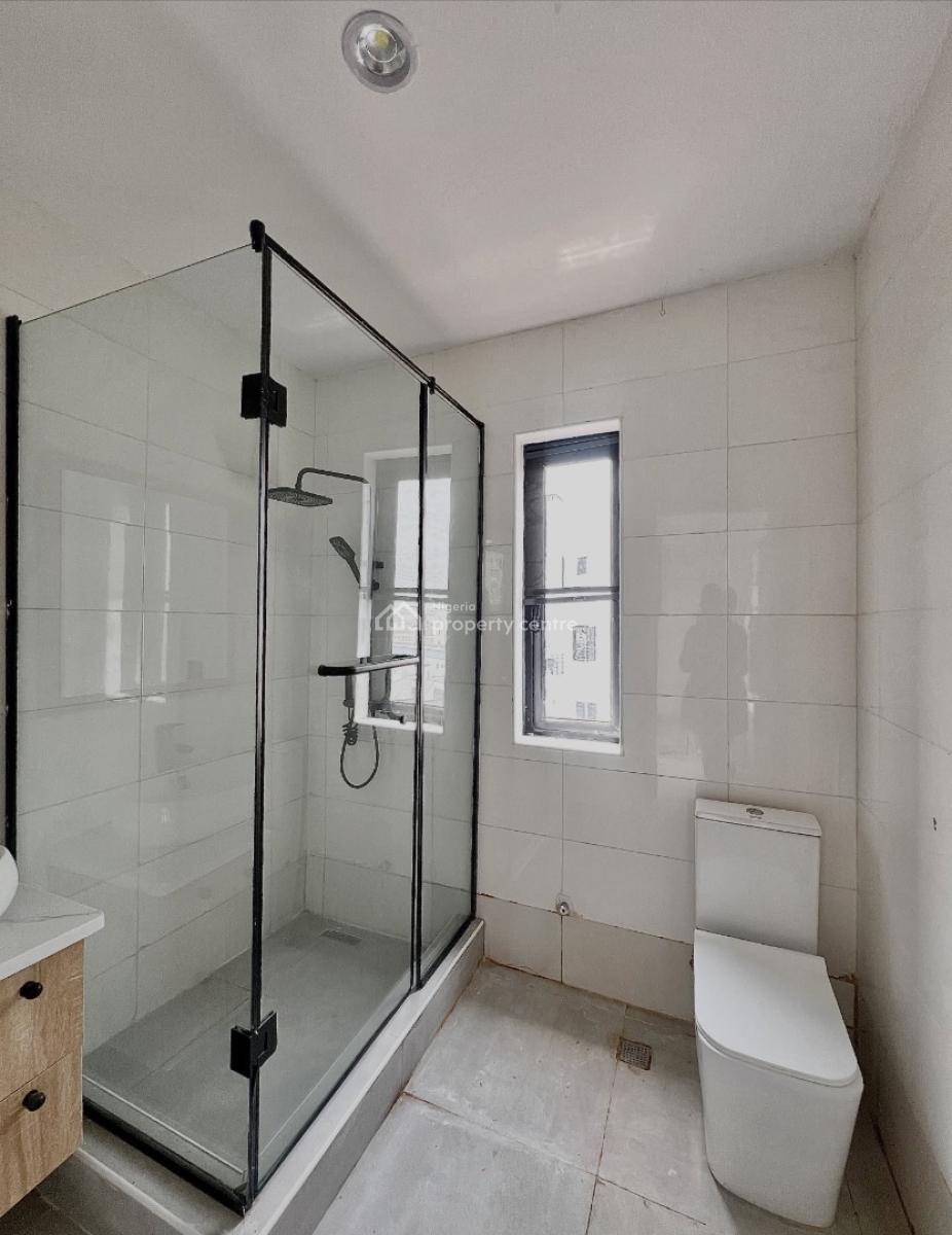 Fully Serviced 2 Bedroom Detached Duplex with Bq, Lekki Phase 1, Lekki Phase 1, Lekki, Lagos, Block of Flats for Sale