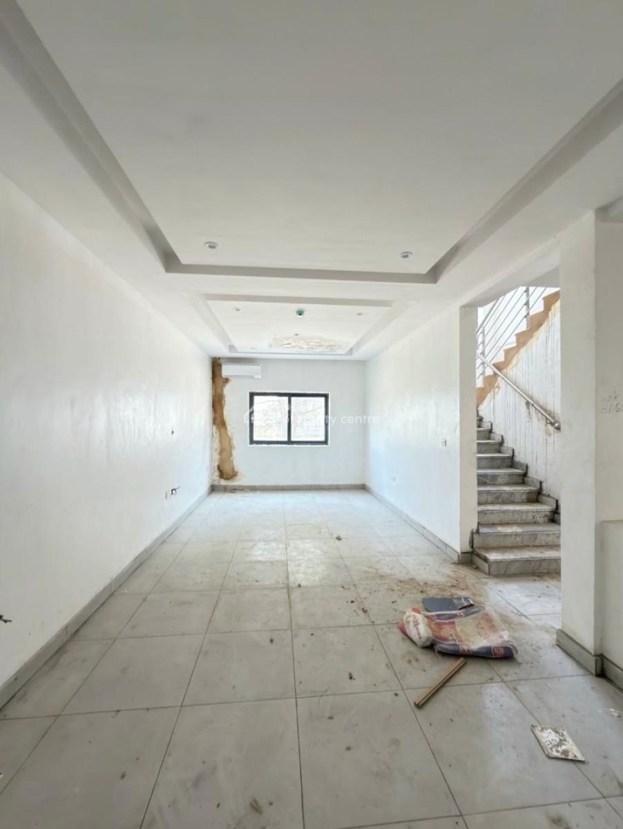 Well Built 4 Bedroom Terrace with Bq in a Fully Secured Estate, Fully Fitted 4. Bedroom Terrace with Spacious Rooms, Ikate, Lekki, Lagos, Terraced Duplex for Rent