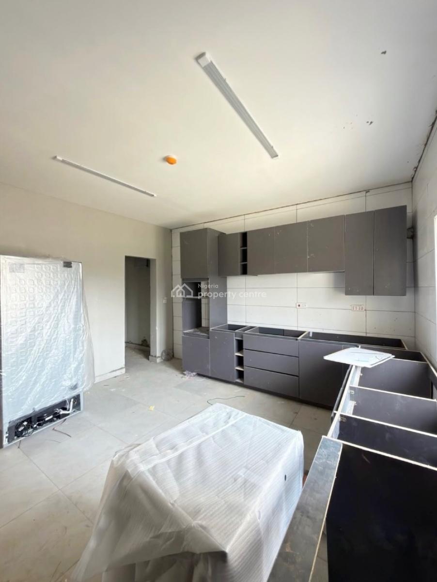 Well Built 4 Bedroom Terrace with Bq in a Fully Secured Estate, Fully Fitted 4. Bedroom Terrace with Spacious Rooms, Ikate, Lekki, Lagos, Terraced Duplex for Rent