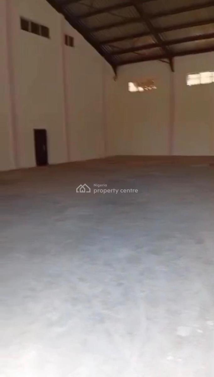 Warehouse 1000  Square  Meters with Offices, Area 1, Garki, Abuja, Warehouse for Sale