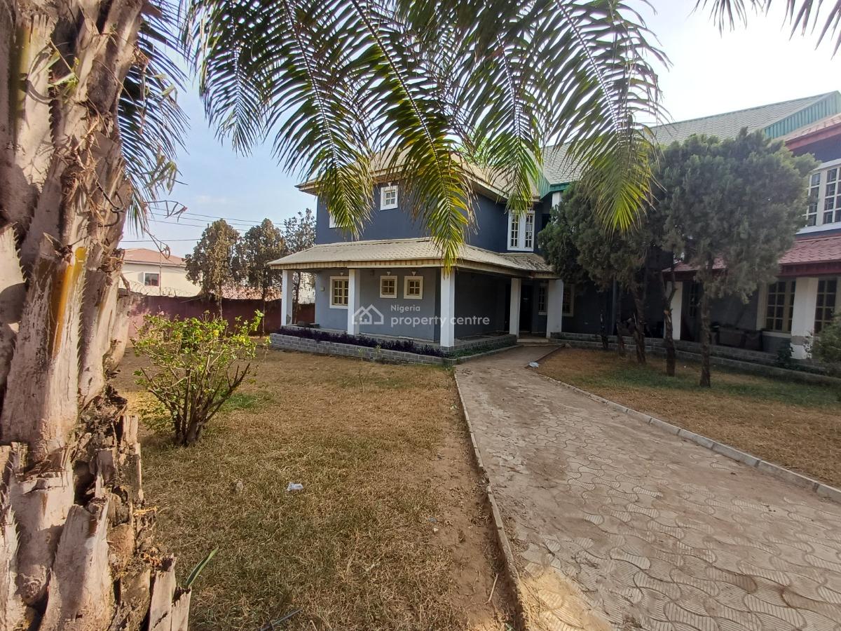 Spacious 4 Bedroom Semi-detached Duplex, Mabushi, Abuja, Semi-detached Duplex for Rent