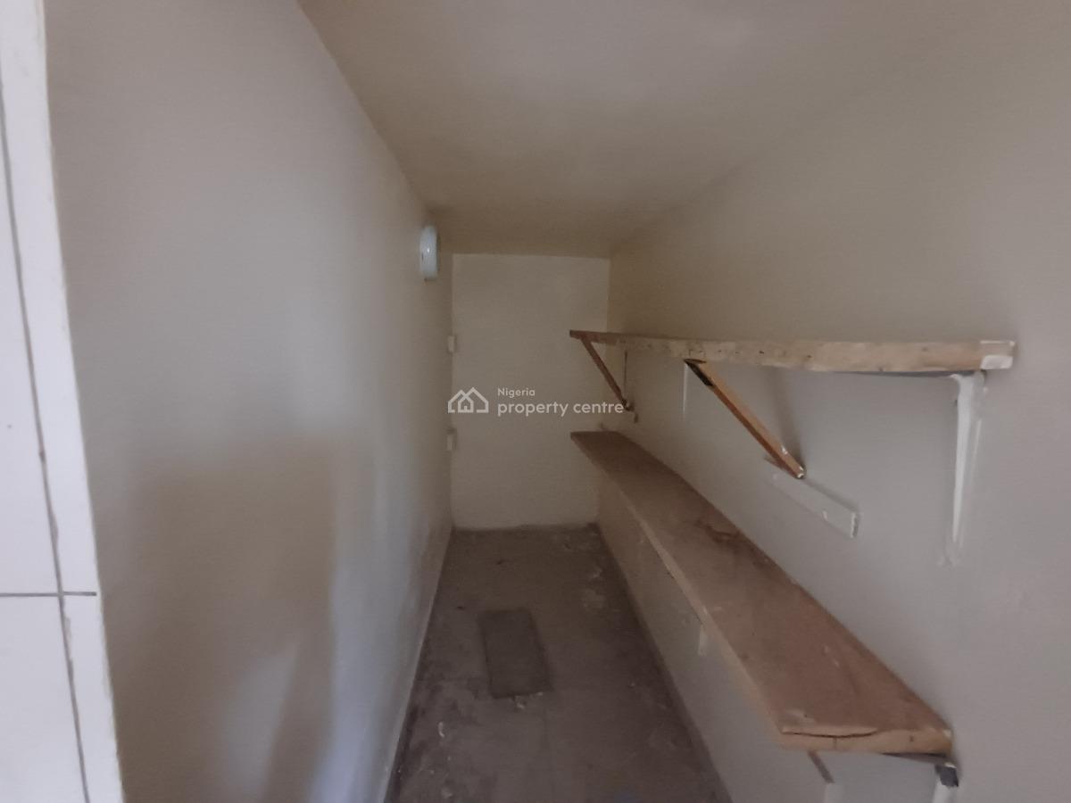 Spacious 4 Bedroom Semi-detached Duplex, Mabushi, Abuja, Semi-detached Duplex for Rent