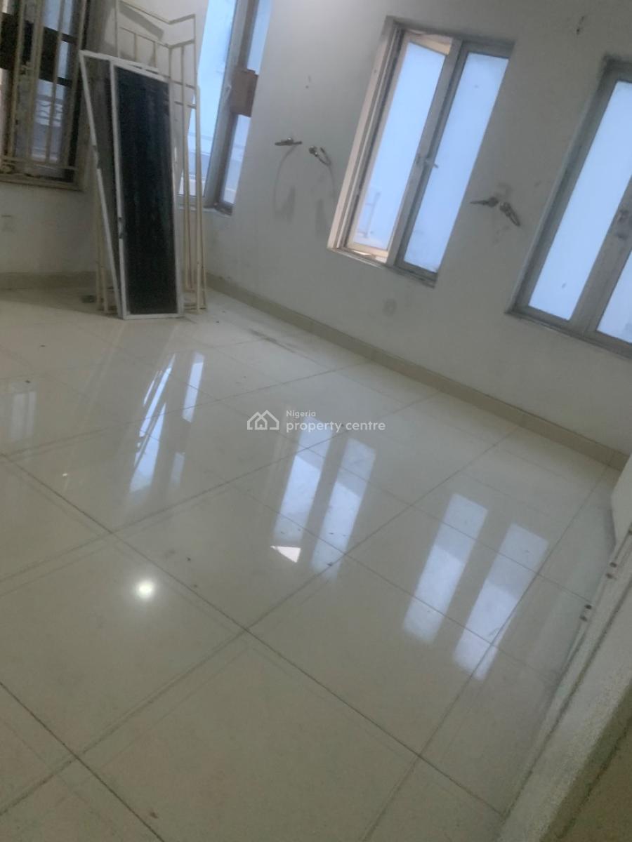 Serviced 3 Bedroom Flat Plus Bq, Oral Estate, Lekki Phase 2, Lekki, Lagos, Flat / Apartment for Rent