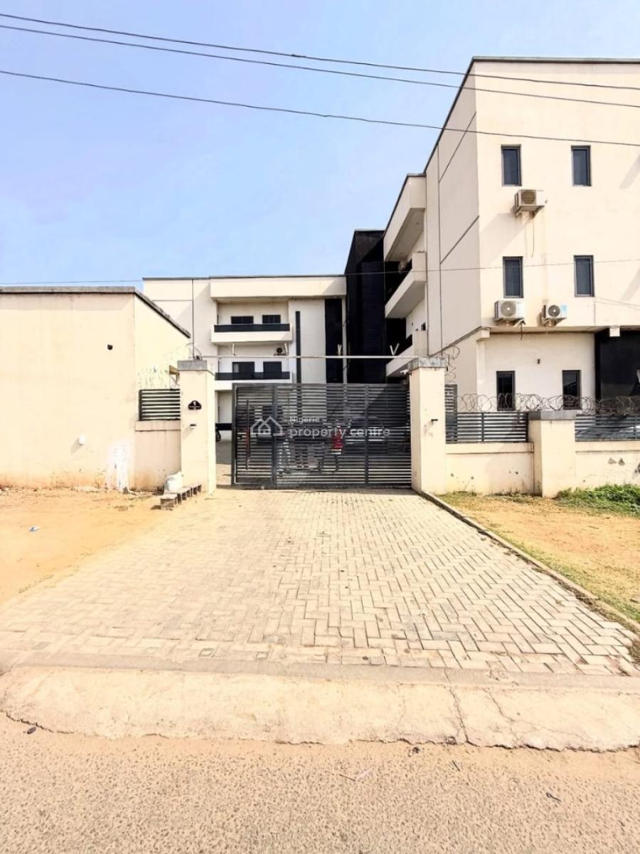 3bedroom Furnished Apartment, Serene, Jahi, Abuja, Block of Flats for Sale