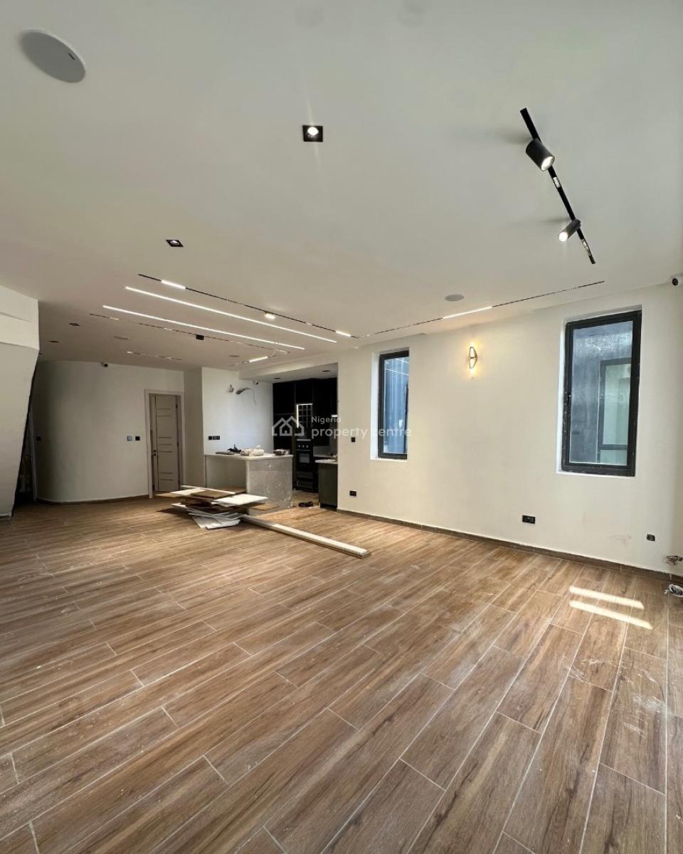 Fully Serviced 2 Bedroom Maisonette with Pool & Gym, 2 Bedroom Maisonette for Rent, Lekki Phase 1, Lekki, Lagos, Flat / Apartment for Rent