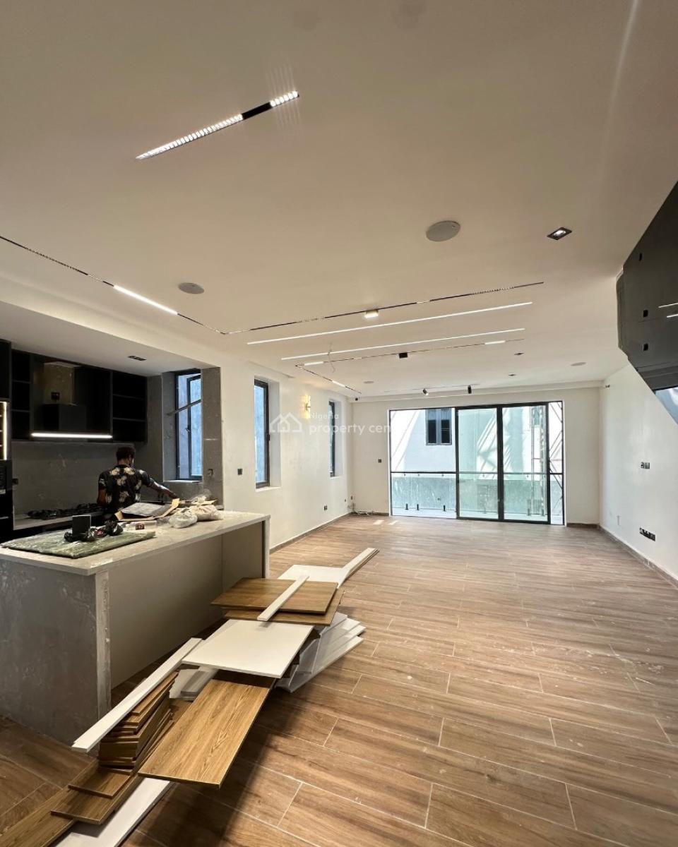 Fully Serviced 2 Bedroom Maisonette with Pool & Gym, 2 Bedroom Maisonette for Rent, Lekki Phase 1, Lekki, Lagos, Flat / Apartment for Rent