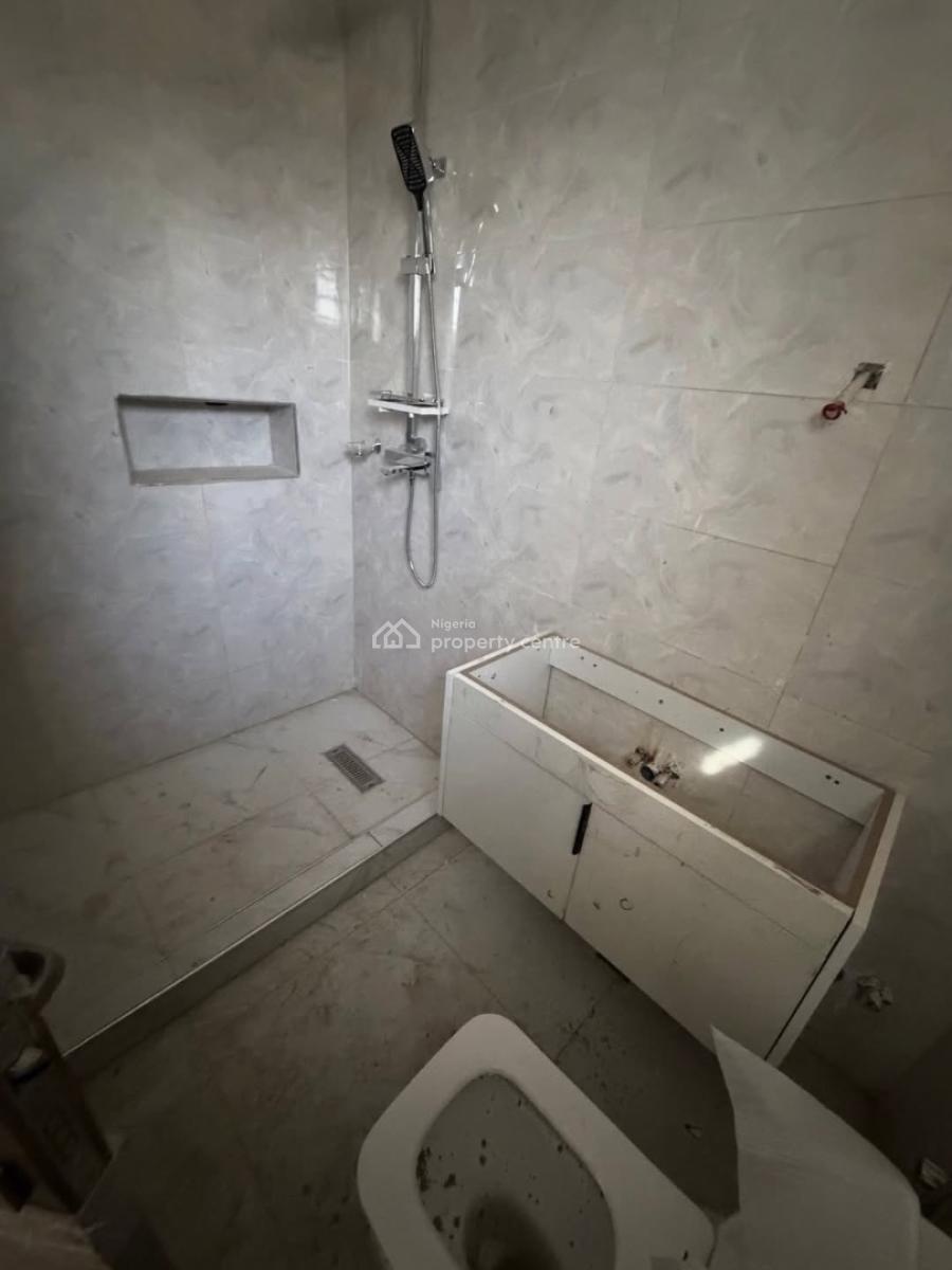 4bedroom Duplex, Serene, Guzape District, Abuja, Terraced Duplex for Sale