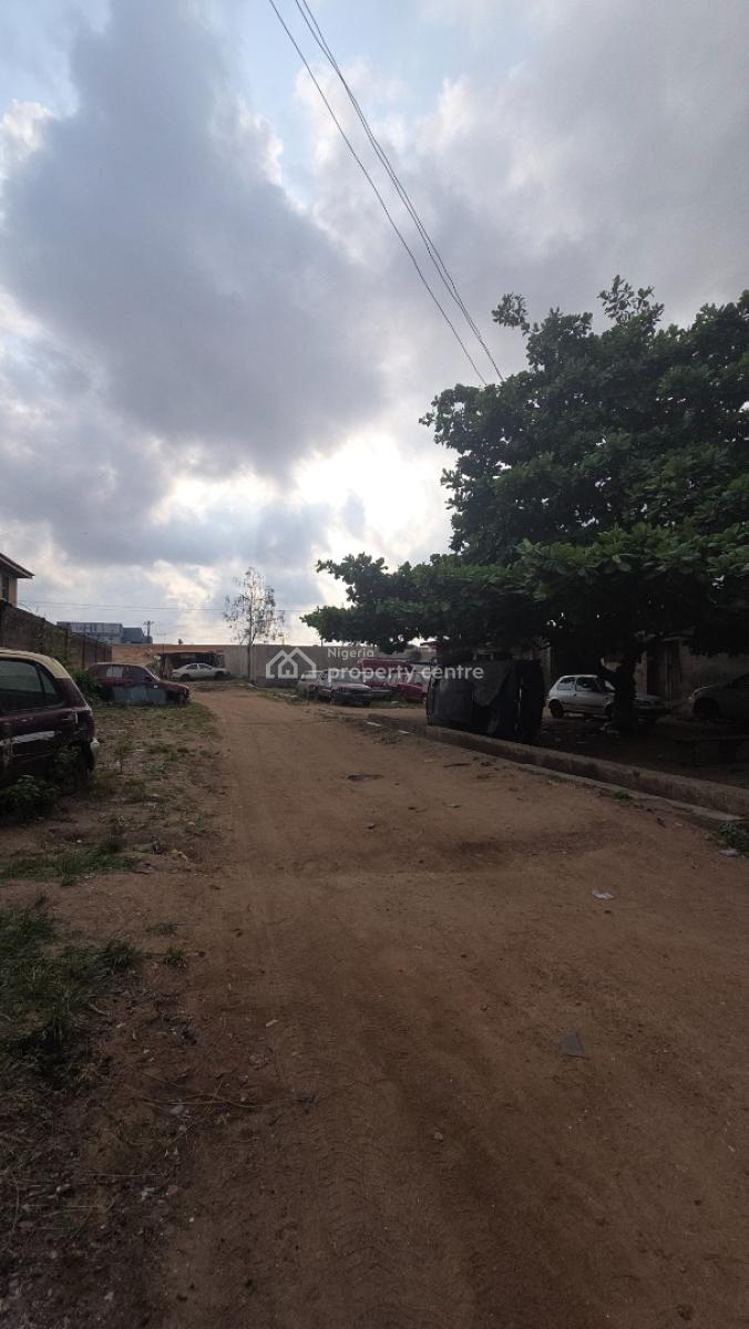 Prime Commercial Parcel of Land, Oladipo Layout, Just 2nd Plot From The Ojo - Iwo Road Expressway, Ibadan, Oyo, Land for Sale