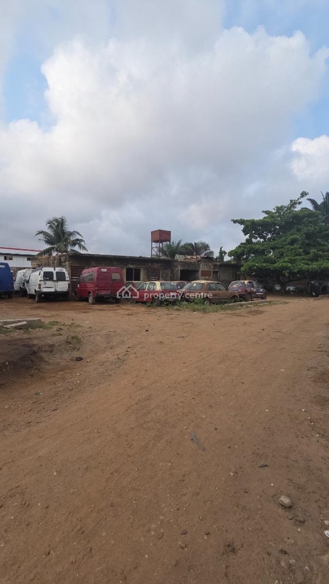 Prime Commercial Parcel of Land, Oladipo Layout, Just 2nd Plot From The Ojo - Iwo Road Expressway, Ibadan, Oyo, Land for Sale