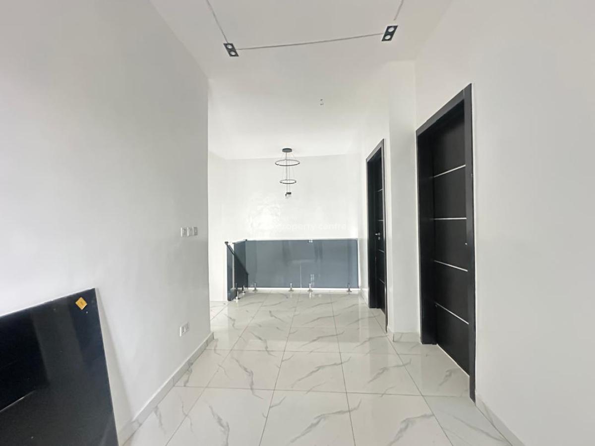 4 Bedrooms Semi-detached House with Bq, Off Orchid Hotel Road, Lekki, Lagos, Semi-detached Duplex for Rent
