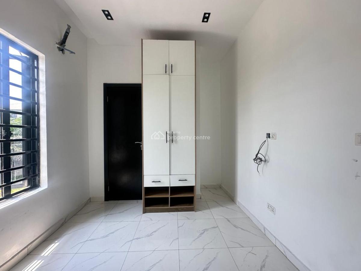 4 Bedrooms Semi-detached House with Bq, Off Orchid Hotel Road, Lekki, Lagos, Semi-detached Duplex for Rent