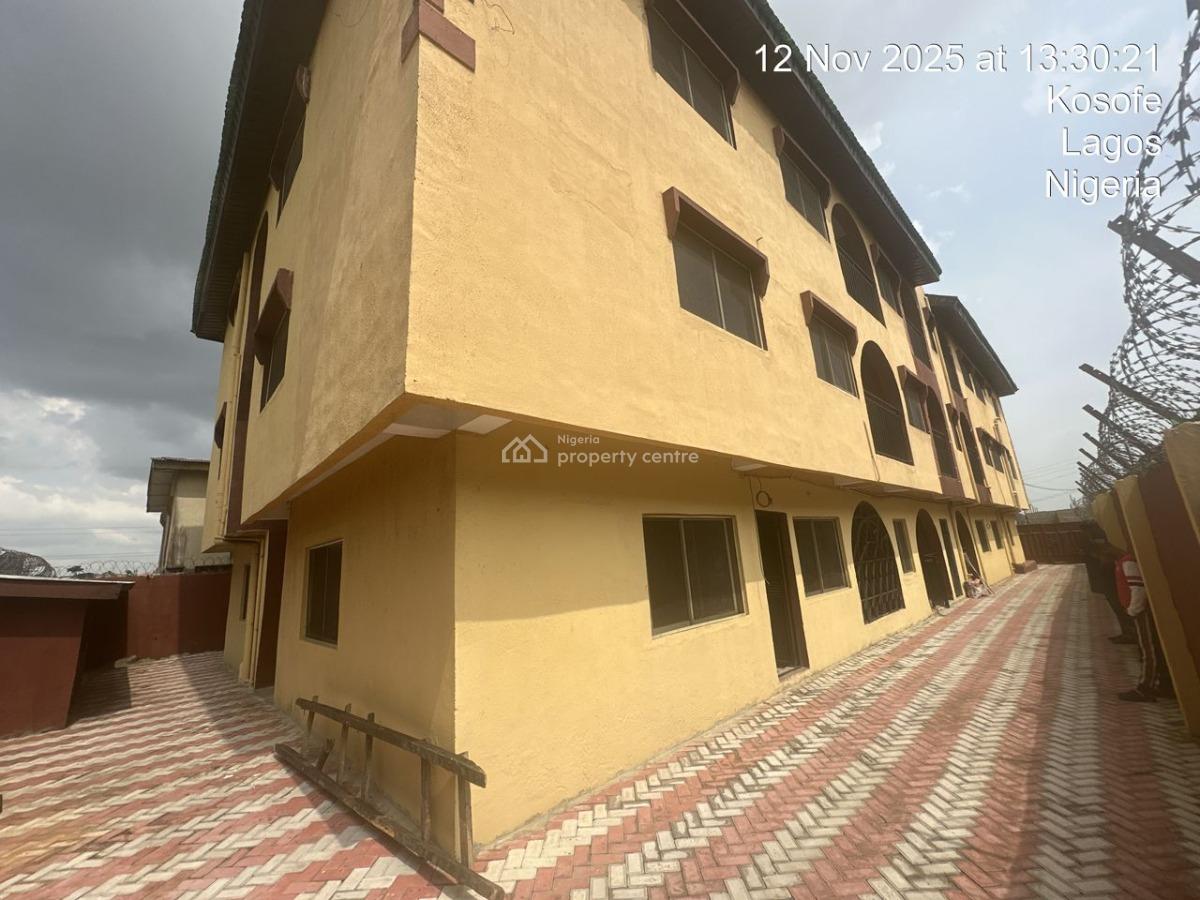 a Decent 2 Bedroom, 2, Adesoji Azeez Close, By Sinclair Lewis Secondary School, Agiliti Es, Mile 12, Kosofe, Lagos, Flat / Apartment for Rent