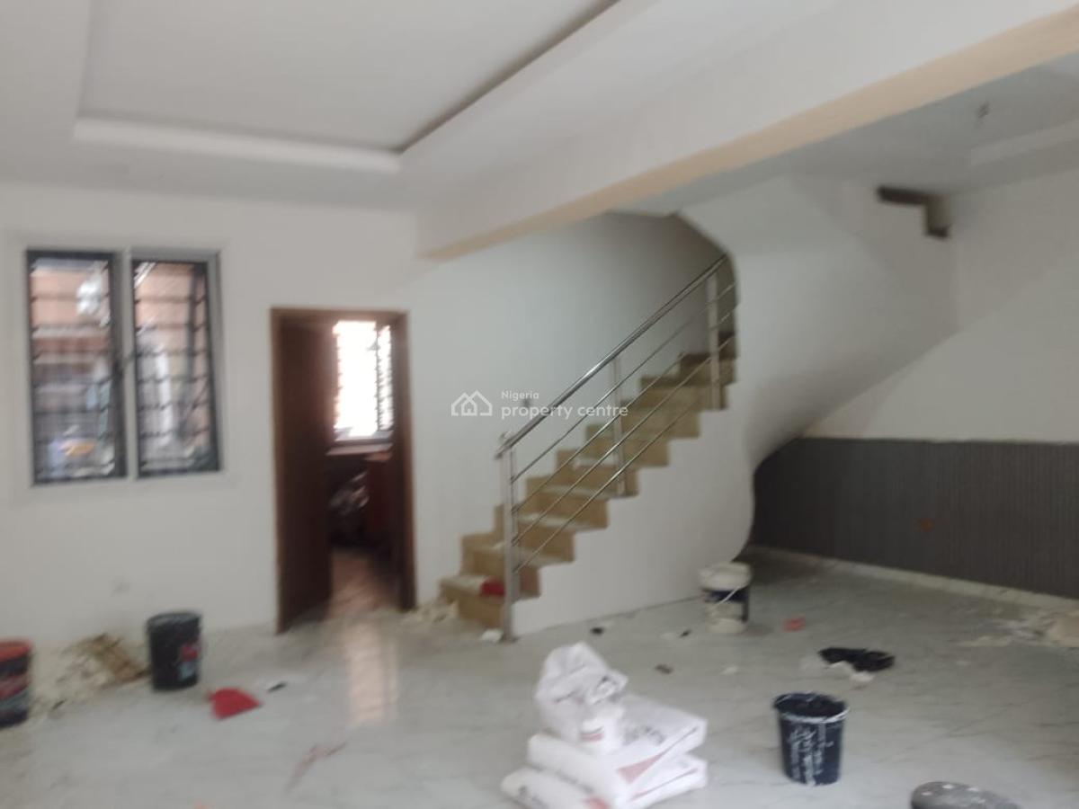 4-bedroom Terraced Duplex (2 Floors), Osapa, Lekki, Lagos, Terraced Duplex for Rent