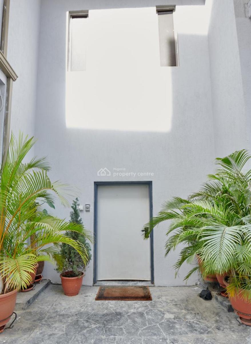 Contemporary 6 Bedroom Serviced Terrace Duplex,bq, Pool,gym,elevator, Serene Neighborhood , Ministers Hills, Maitama District, Abuja, Terraced Duplex for Rent