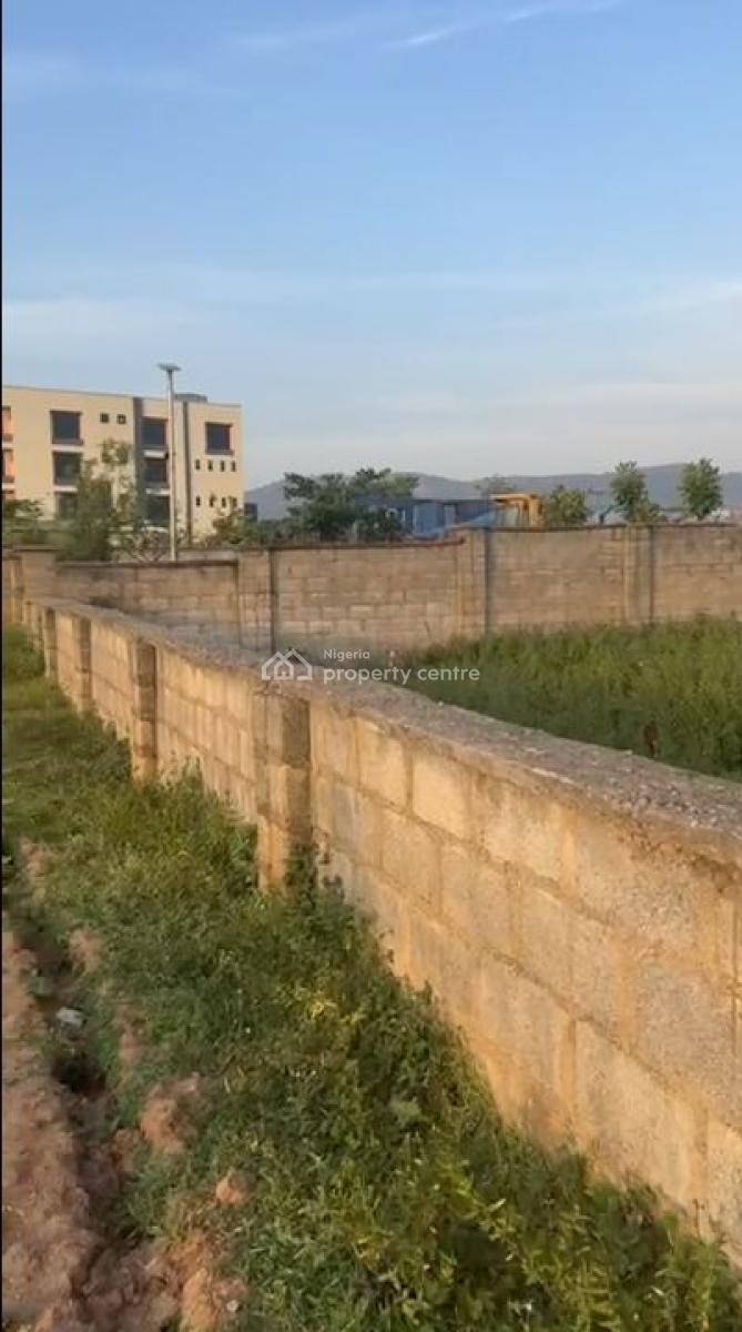 1300sqm Commercial Land in Jahi on a Tarred Road, Jahi, Abuja, Commercial Land for Sale