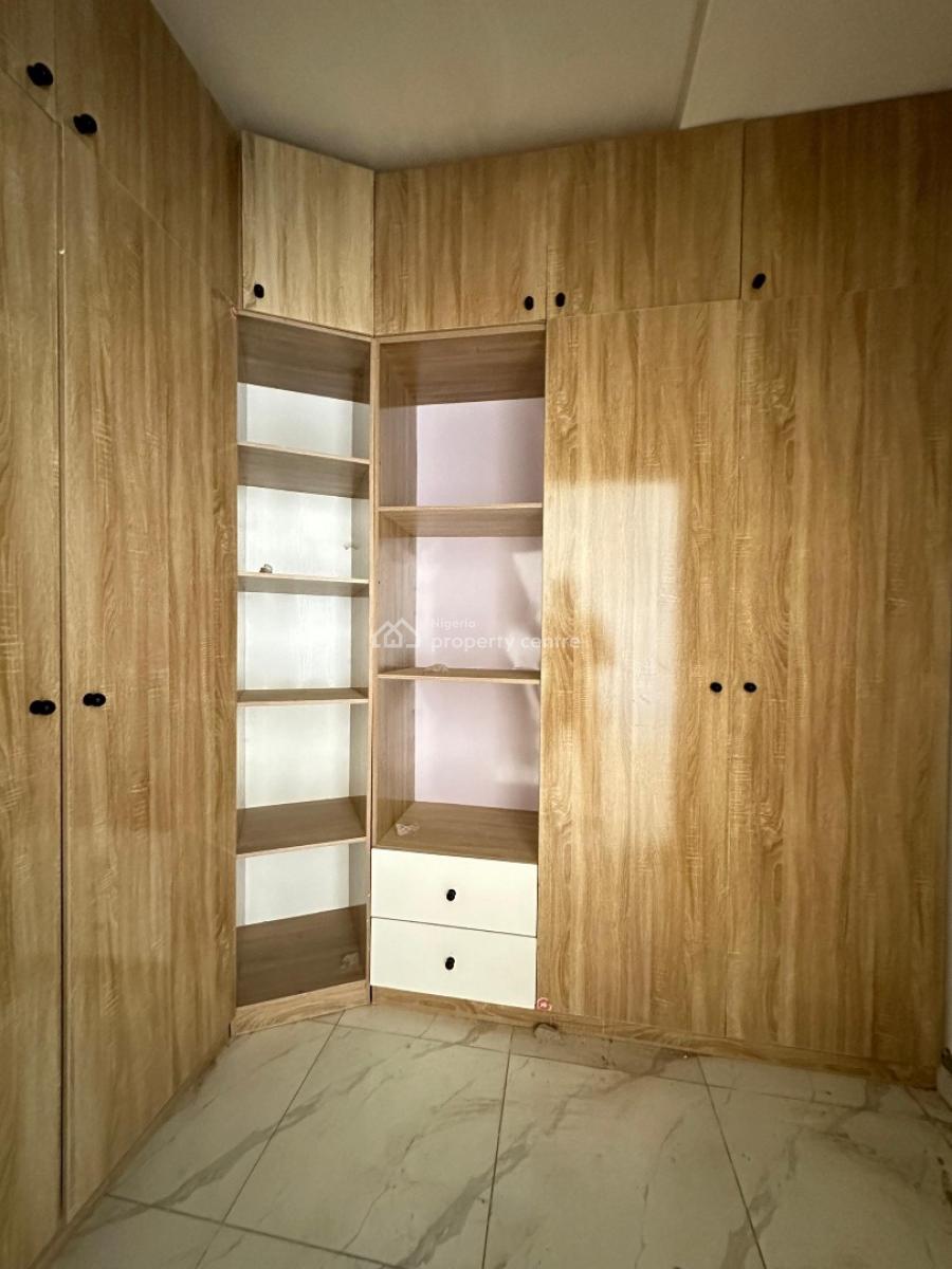 Fully Serviced and Spacious 4 Bedroom Duplex with Bq, Orchid Road Axis, Lekki, Lagos, Detached Duplex for Sale