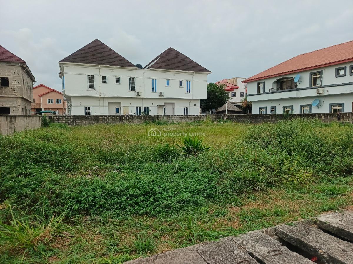720sqm Fenced  Land in a Prime Location, Crown Estate, Sangotedo, Ajah, Lagos, Residential Land for Sale