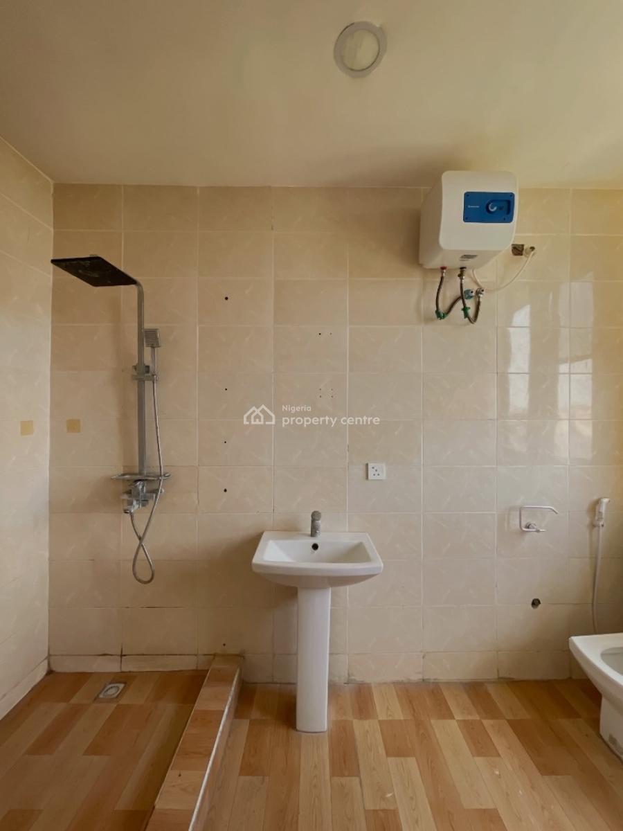 Spacious 3 Bedroom Apartment with En-suite Rooms, 3 Bedroom Apartment for Rent, Osapa, Lekki, Lagos, Flat / Apartment for Rent