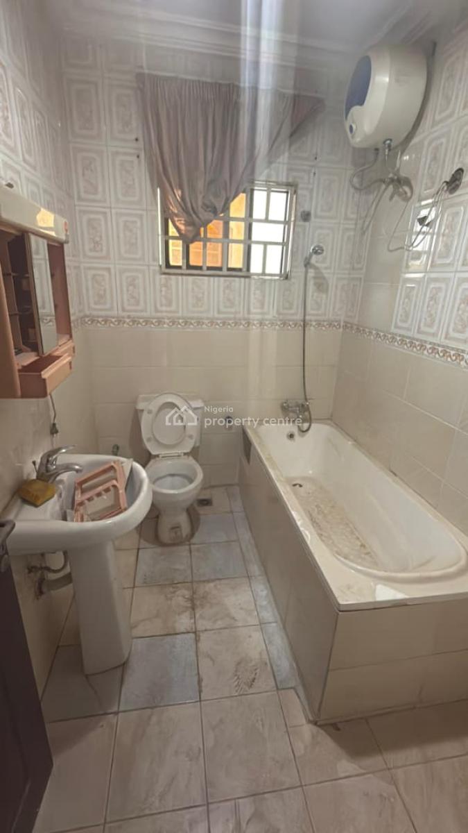 6 Bedroom Fully Detached Duplex with 2 Rooms Bq, Wuse 2, Abuja, Detached Duplex for Rent