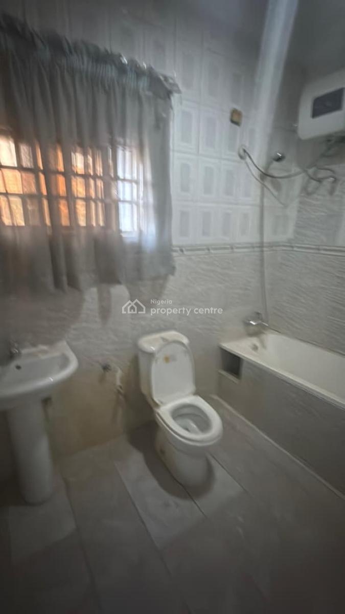 6 Bedroom Fully Detached Duplex with 2 Rooms Bq, Wuse 2, Abuja, Detached Duplex for Rent