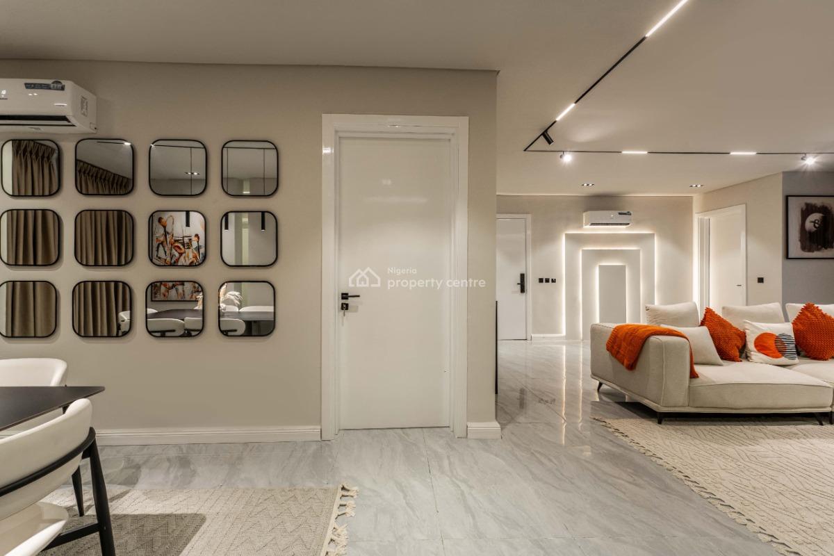 Luxurious 3bedroom High-rise Apartment (olive), Thompson Avenue, Ikoyi, Lagos, Flat / Apartment Short Let