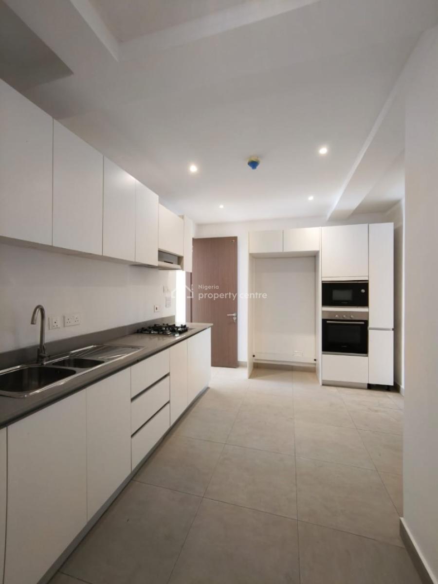 Newly Built Luxury Fully Serviced Spacious 3bedroom Apartment + Boys Q, Freedom Way Lekki Phase 1, Lekki Phase 1, Lekki, Lagos, Flat / Apartment for Rent