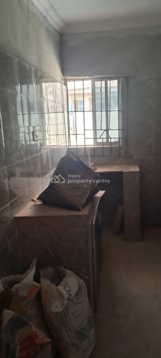 Pop Spacious 2 Bedroom Flat Near Bus Stop, Short Drive From Arepo Bus Stop, Ascon Ibafo, Ibafo, Ogun, Flat / Apartment for Rent