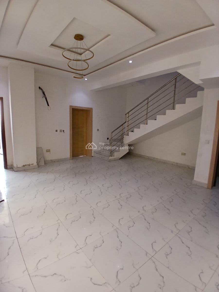 Brand New and Serviced 2 Bedroom En-suite Maisonette. It Will Come Wit, Ikate Elegushi, Lekki, Lagos, Flat / Apartment for Sale