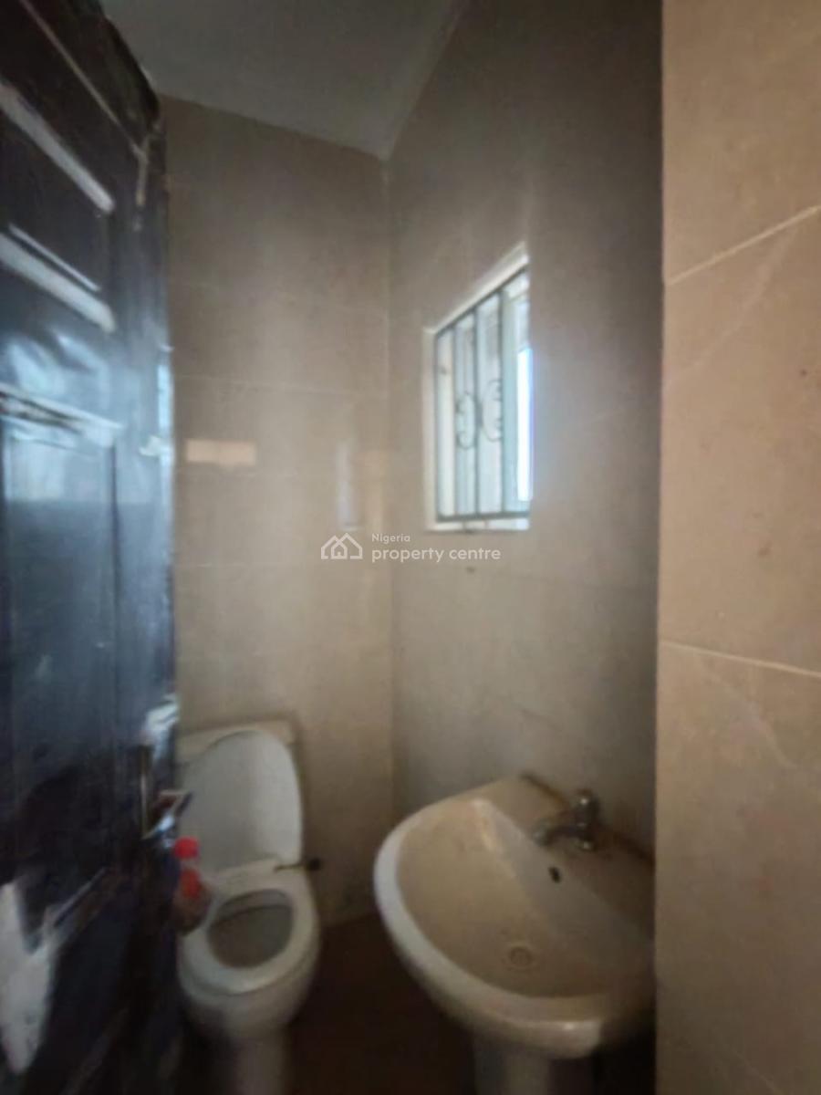 Newly Built Ample 3bedroom Flat, Jahi, Abuja, Block of Flats for Sale