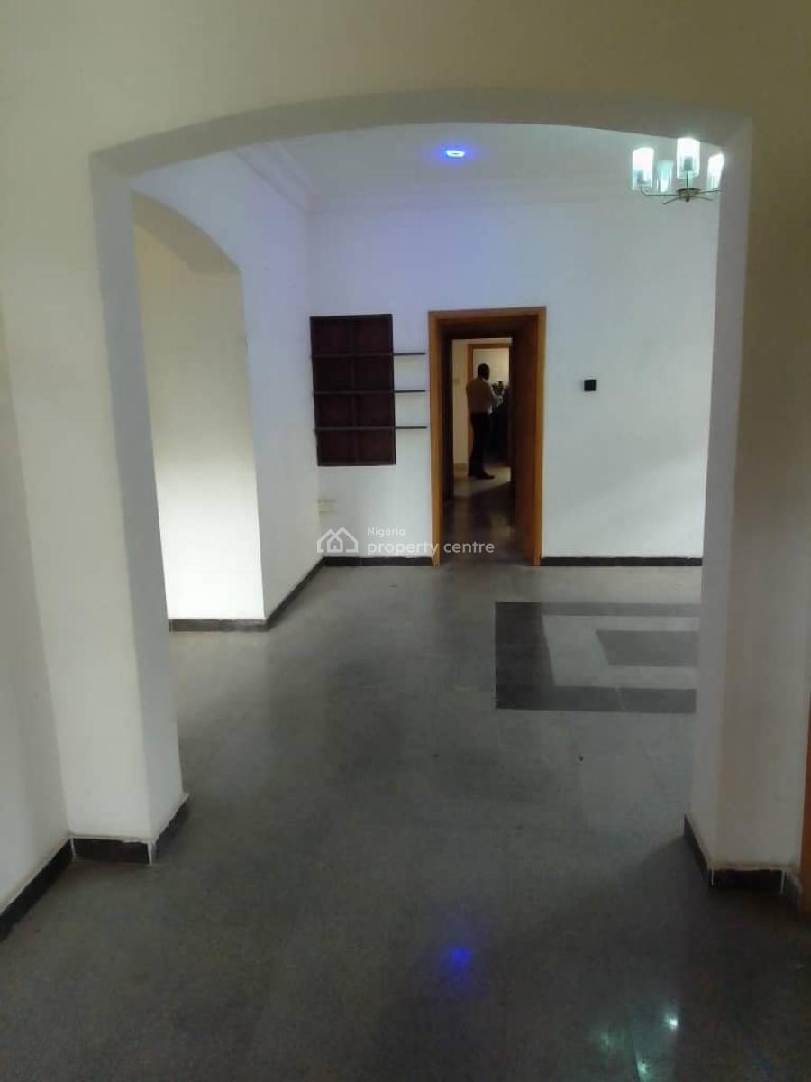 Spacious 3bedroom Apartment, Lekki Phase 1, Lekki, Lagos, Flat / Apartment for Rent