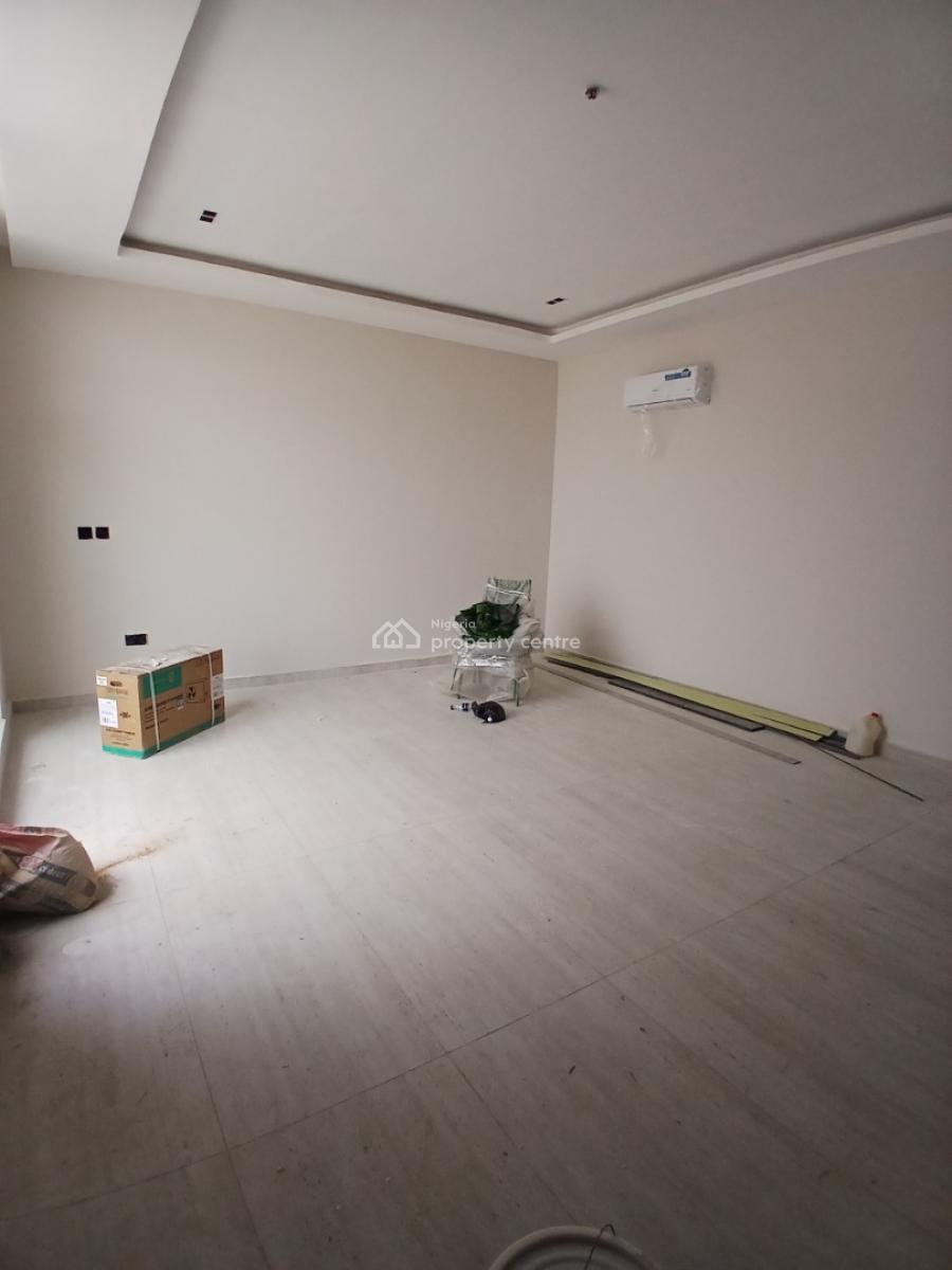 Penthouse 2 Bedroom En-suite Apartment with 1 Room Bq, Lekki Phase 1, Lekki, Lagos, Flat / Apartment for Sale