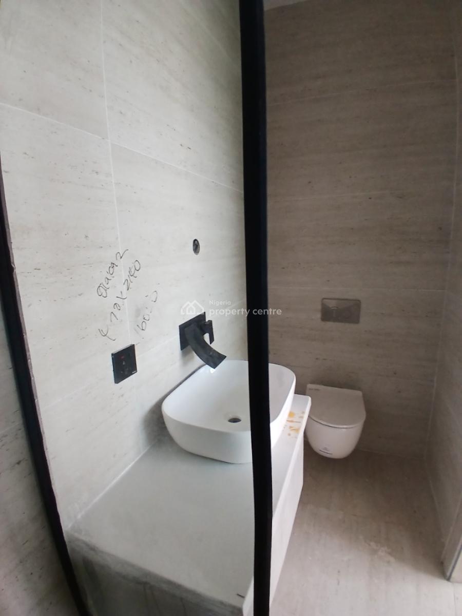 Penthouse 2 Bedroom En-suite Apartment with 1 Room Bq, Lekki Phase 1, Lekki, Lagos, Flat / Apartment for Sale