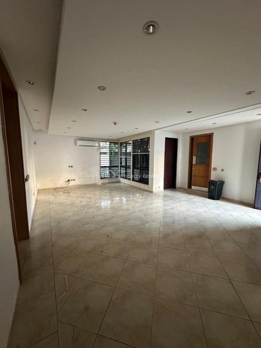 Amazing 2 Bedroom Ground Floor Flat in The Premium Residential Zone, Banana Island, Ikoyi, Lagos, Flat / Apartment for Rent
