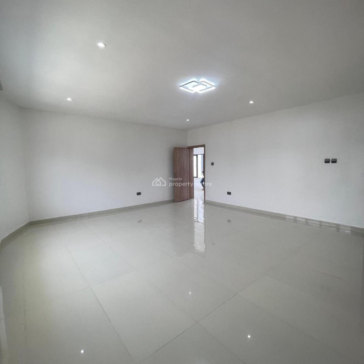 Extraordinary 5 Bedroom Detached Duplex with Bq, Ikota, Lekki, Lagos, Detached Duplex for Sale