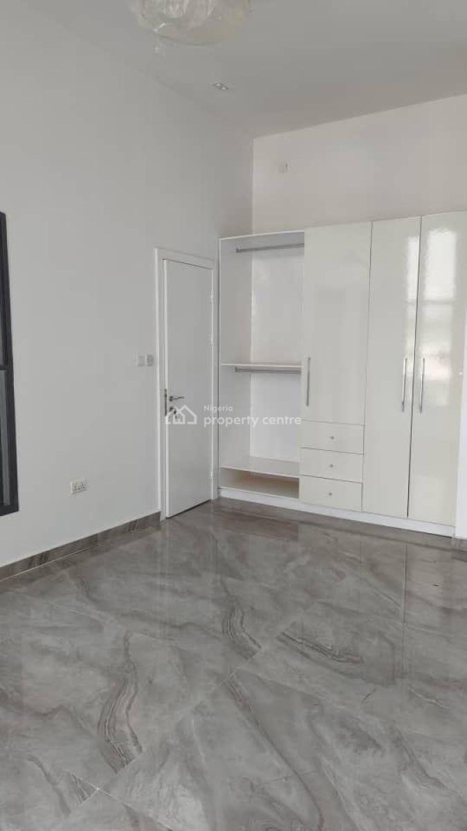Gigantic 5bedroom Detached Duplex with a Bq and a Pool, Osapa, Lekki, Lagos, Detached Duplex for Sale