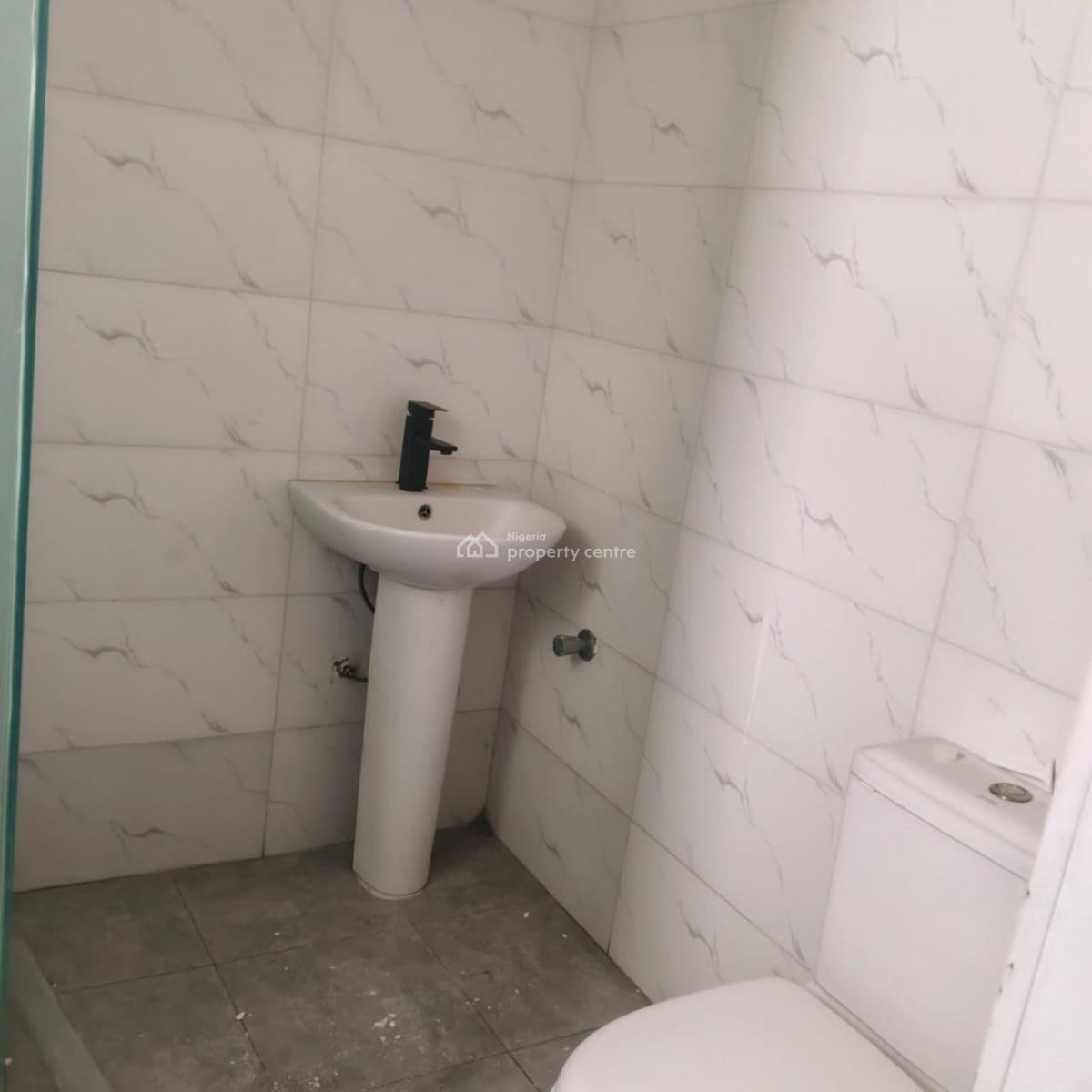 Semi Direct 2 Bedroom Penthouse, Ologolo, Lekki, Lagos, Flat / Apartment for Rent