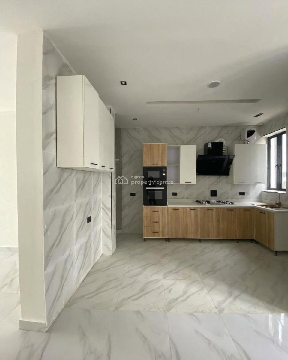 Semi Direct -- Luxury 2 Bedroom Apartment (upstairs Unit), Ologolo, Lekki, Lagos, Flat / Apartment for Rent