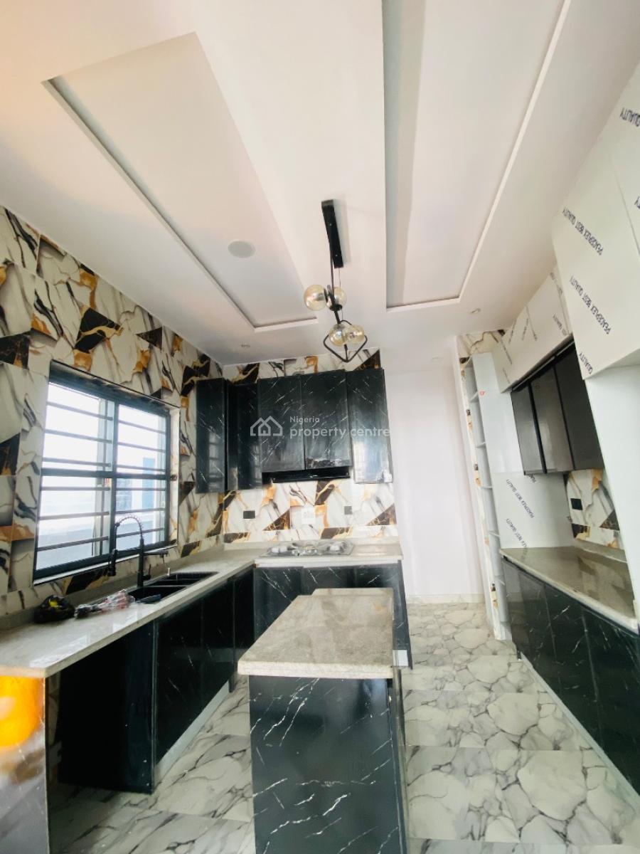 4bedroom Semi-detached with a Bq, Ikota, Lekki, Lagos, Semi-detached Duplex for Sale