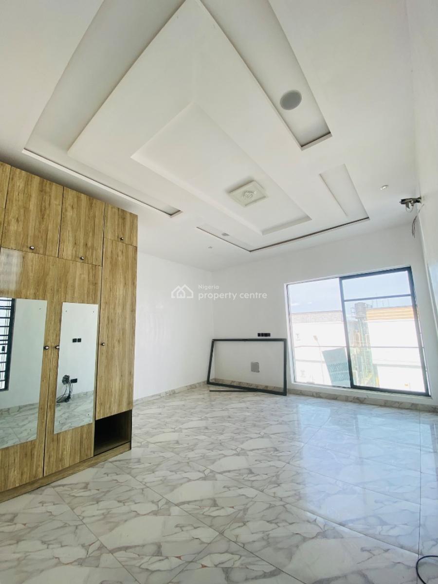 4bedroom Semi-detached with a Bq, Ikota, Lekki, Lagos, Semi-detached Duplex for Sale