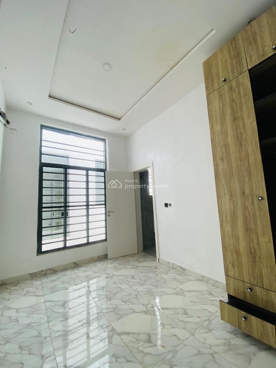 4bedroom Semi-detached with a Bq, Ikota, Lekki, Lagos, Semi-detached Duplex for Sale