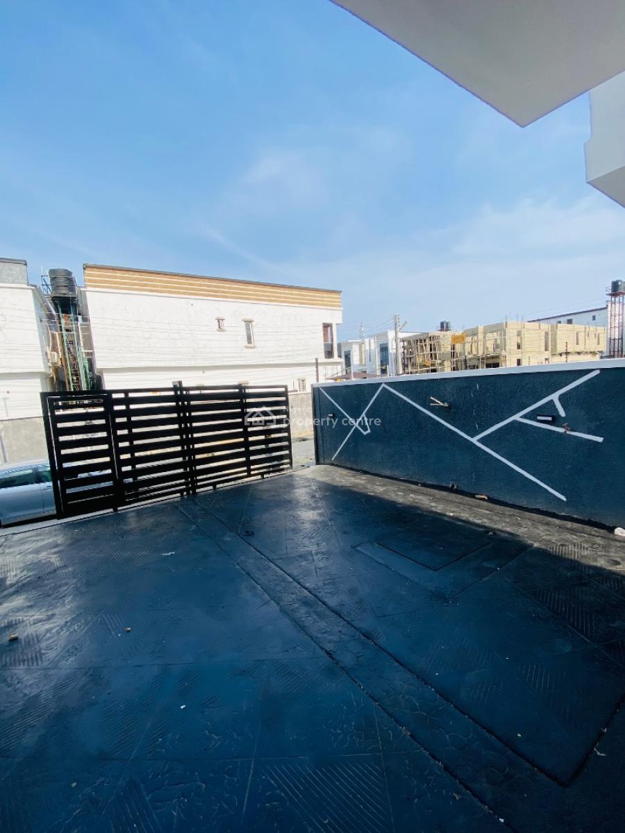 4bedroom Semi-detached with a Bq, Ikota, Lekki, Lagos, Semi-detached Duplex for Sale