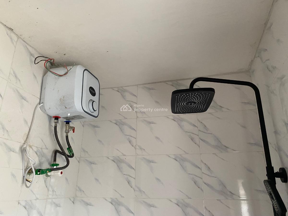 Luxury 2bedrooms Flat, Around Nnpc, Badore, Ajah, Lagos, Flat / Apartment for Rent