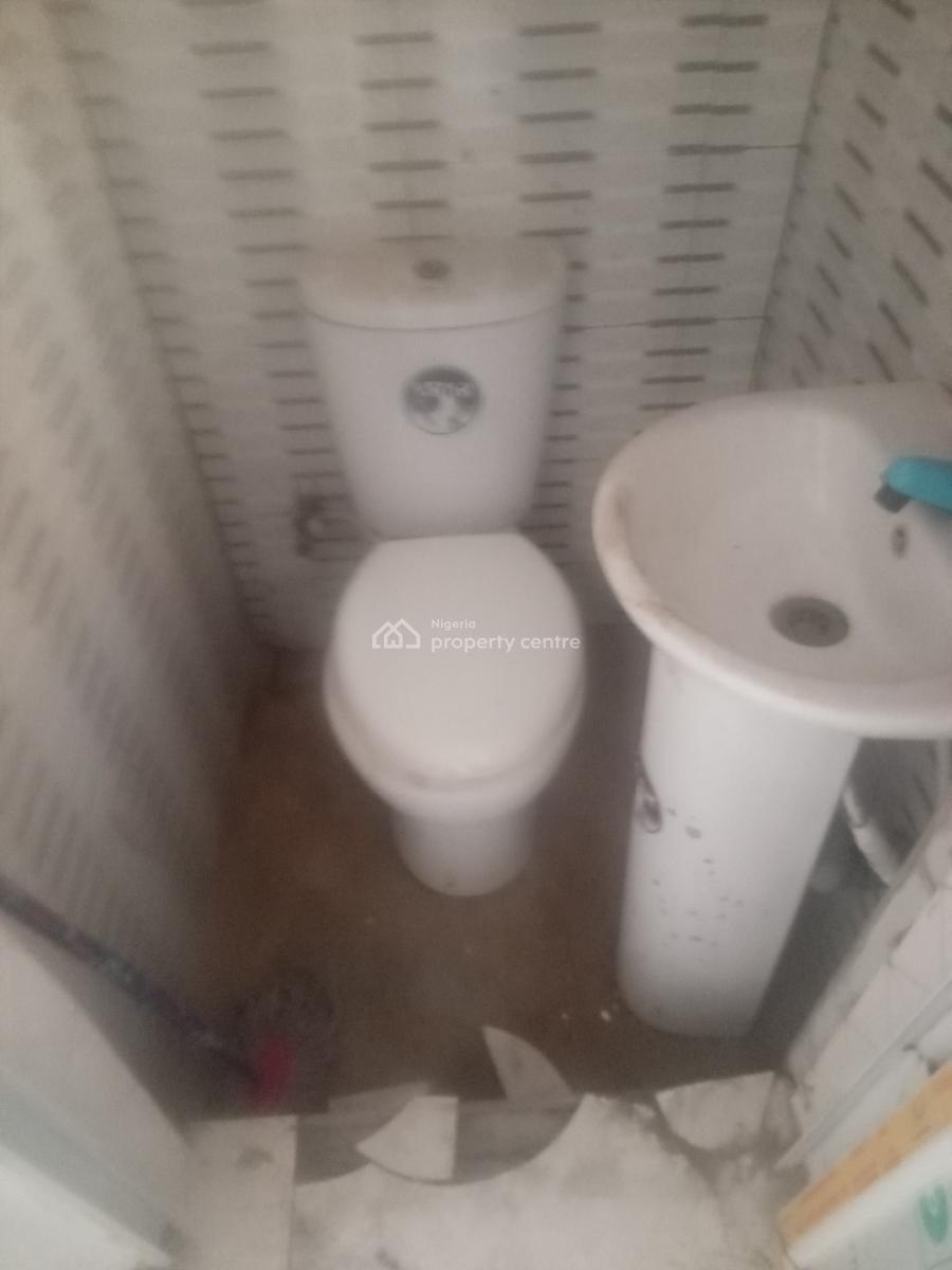 Lovely New Spacious 2 Bedroom Flat, Royal Palm Will Estate, Badore, Ajah, Lagos, Flat / Apartment for Rent