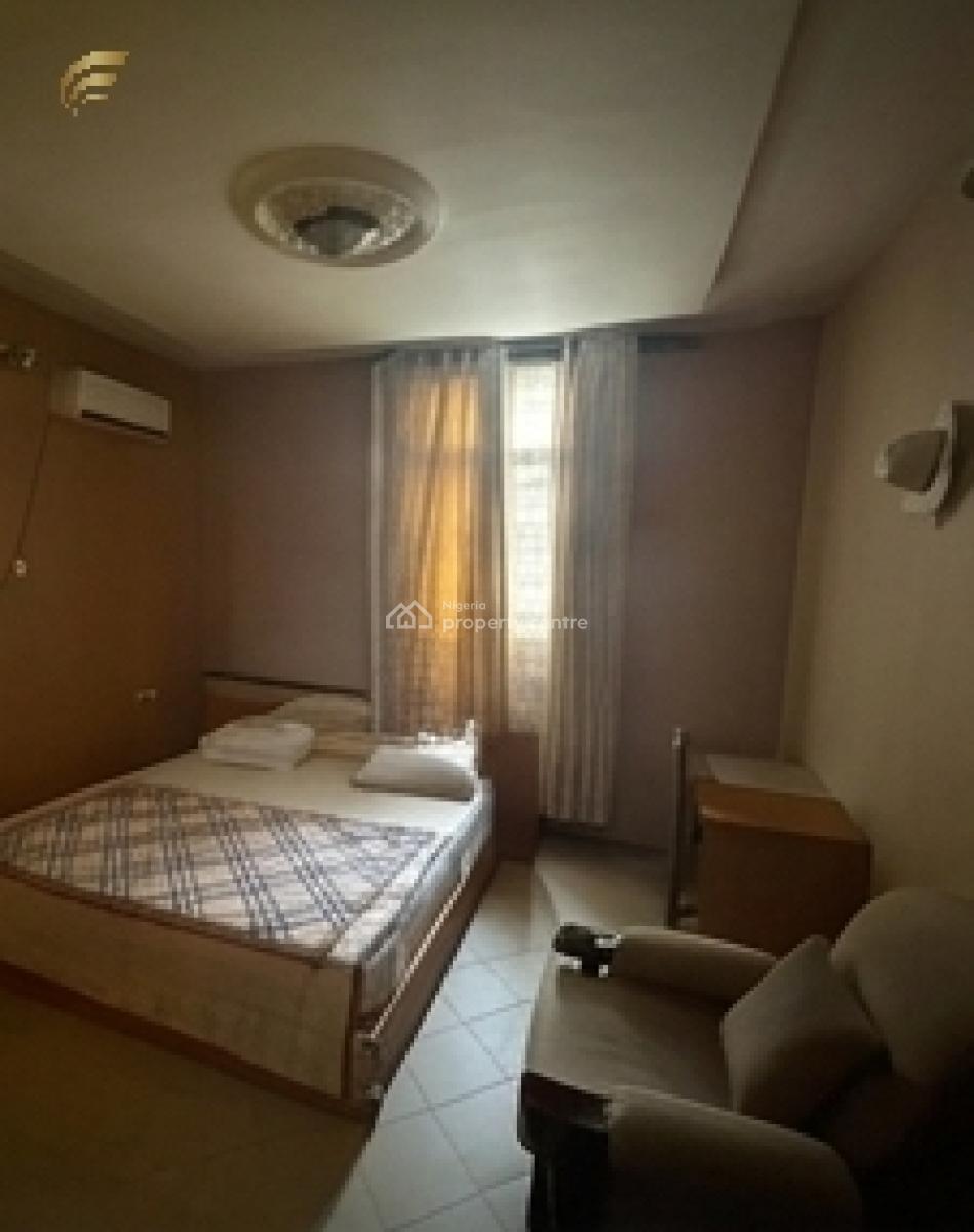 5-bedroom Fully Detached Commercial House with 2-room Bq, Adebayo Doherty, Lekki Phase 1, Lekki, Lagos, Commercial Property for Rent