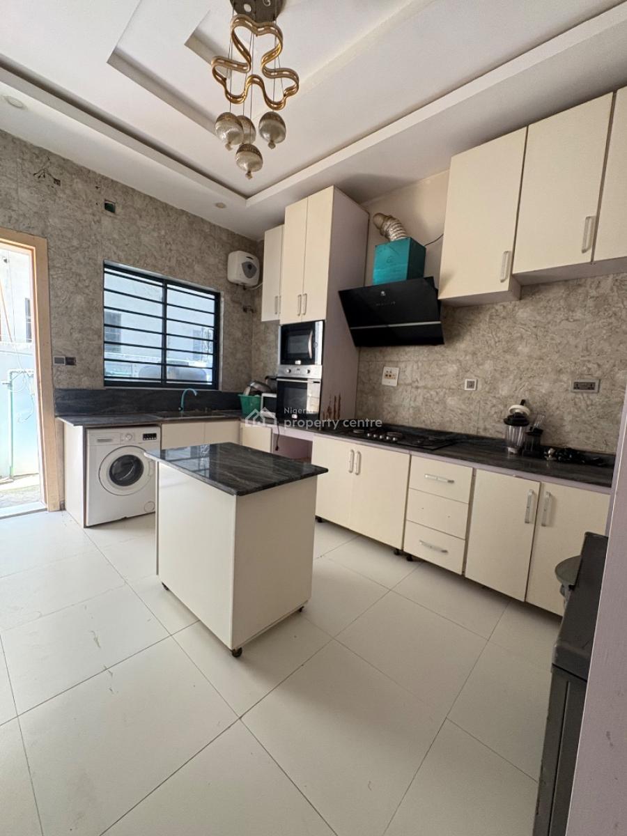 Single Room Shared Apartment, Ikota Gra, Ikota, Lekki, Lagos, House for Rent