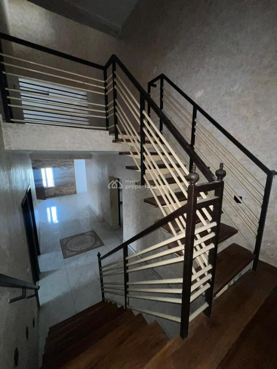 Spacious and Comfortable Four Bedroom Terrace Duplex, Osapa, Lekki, Lagos, Terraced Duplex for Rent